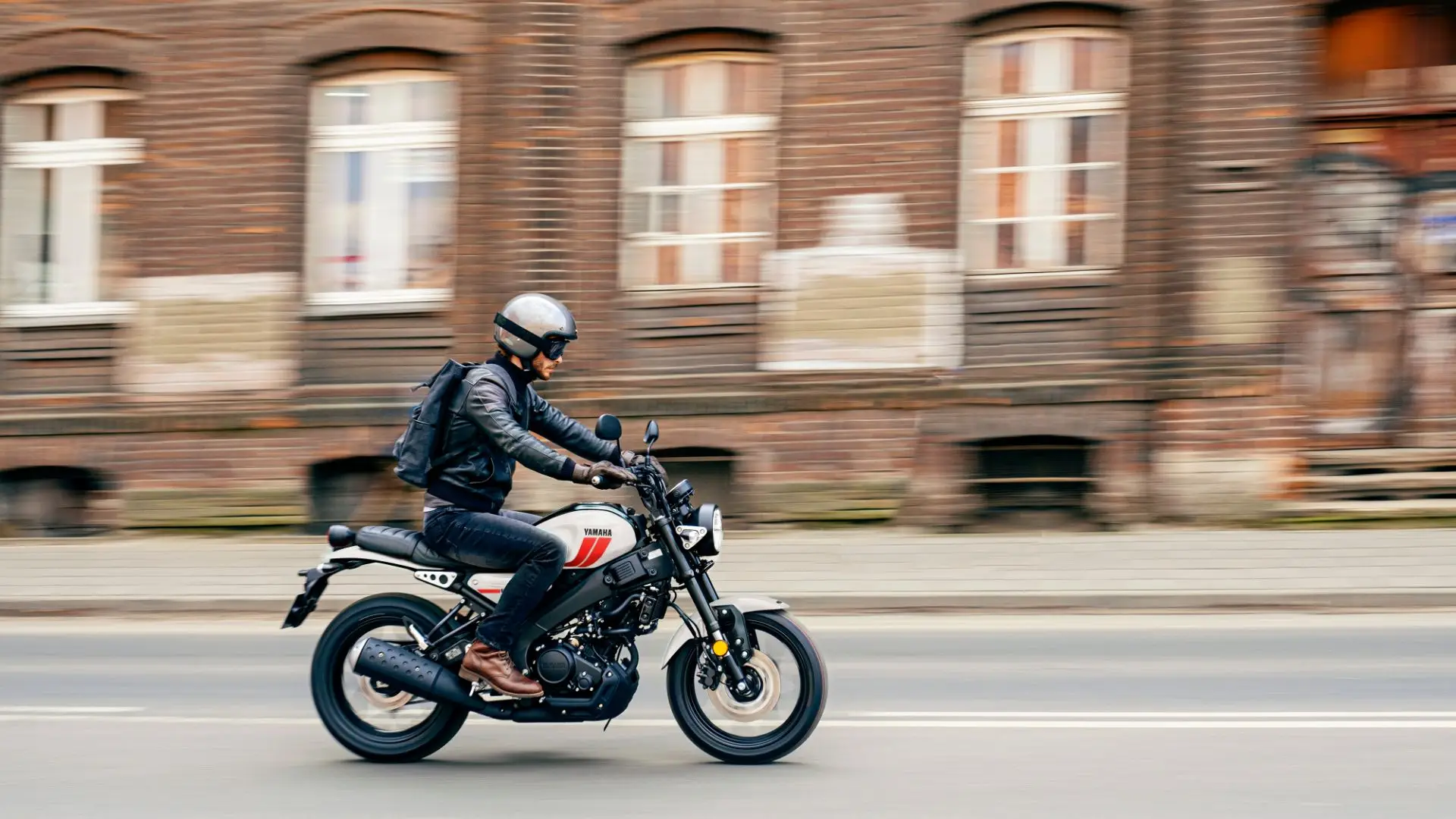 nieuwe-naam-en-nieuwe-kleuren-voor-yamahas-sport-heritage-line-up_f nieuwe naam en nieuwe kleuren voor yamahas sport heritage line up f