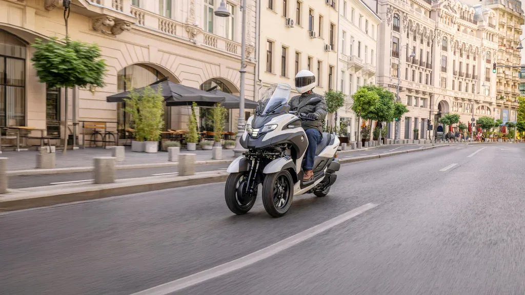 nieuwe yamaha tricity 3001